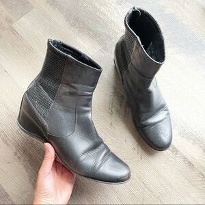 Aquatalia Black Leather Wedge Ankle boots Size 10